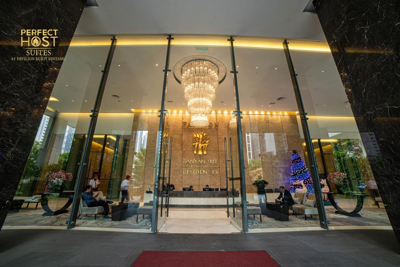 Ph Suites At Pavilion Bukit Bintang Kuala Lumpur Esterno foto The lobby of the hotel